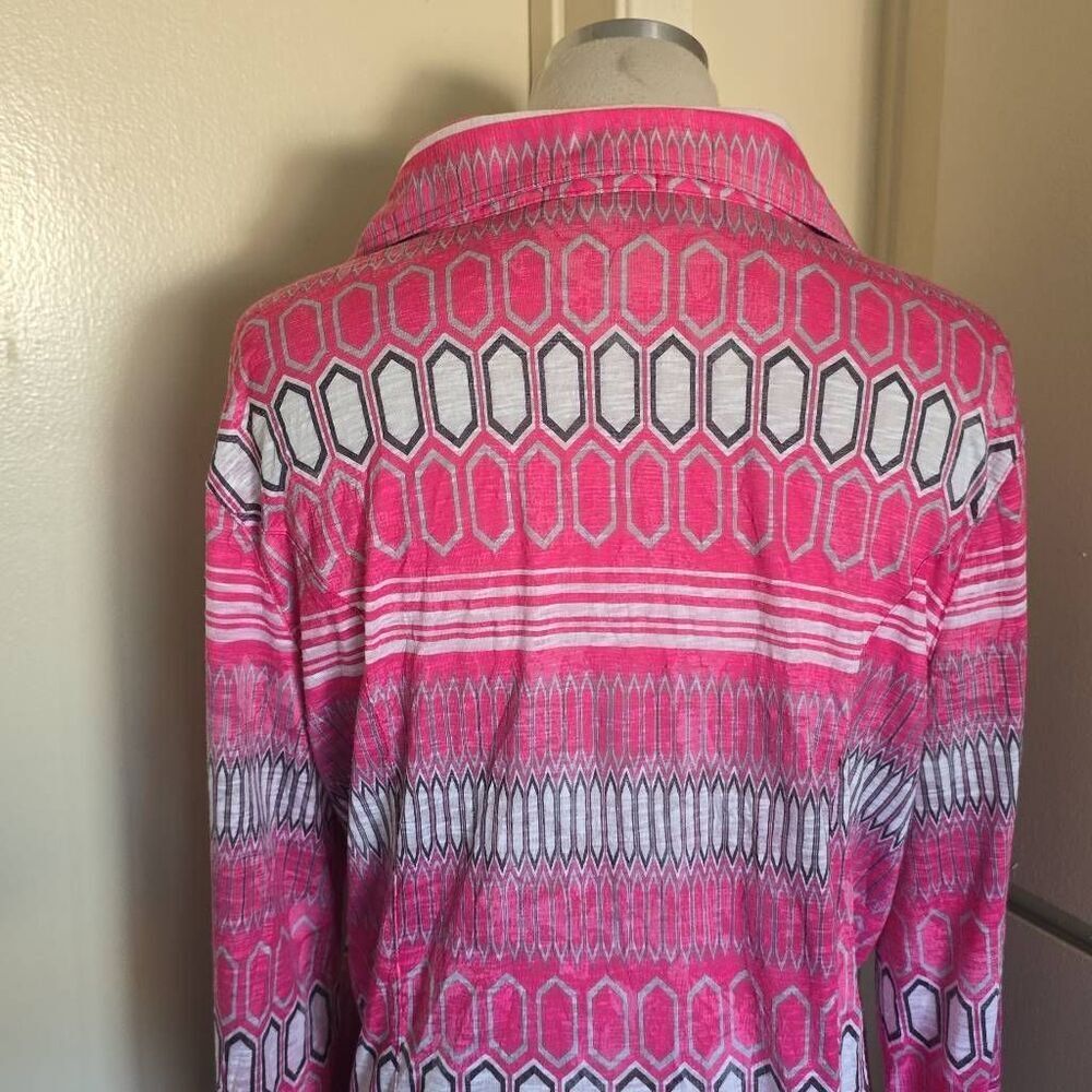 David Cline Pink Geometric Print Snap Front Blouse, long Conv. Slv. EUC, XL - Picture 9 of 12